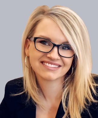 Farnsworth-Lauren-gray